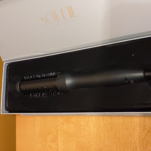 Soleil Thermal brush 1 1/2" barrel black NIB - Picture 3 of 6